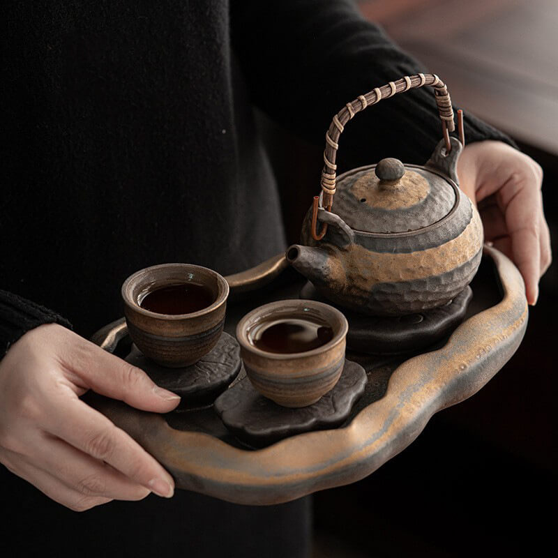 Japanese Tea Cup Set – Handcrafted Gold Minimalist Teapot Set