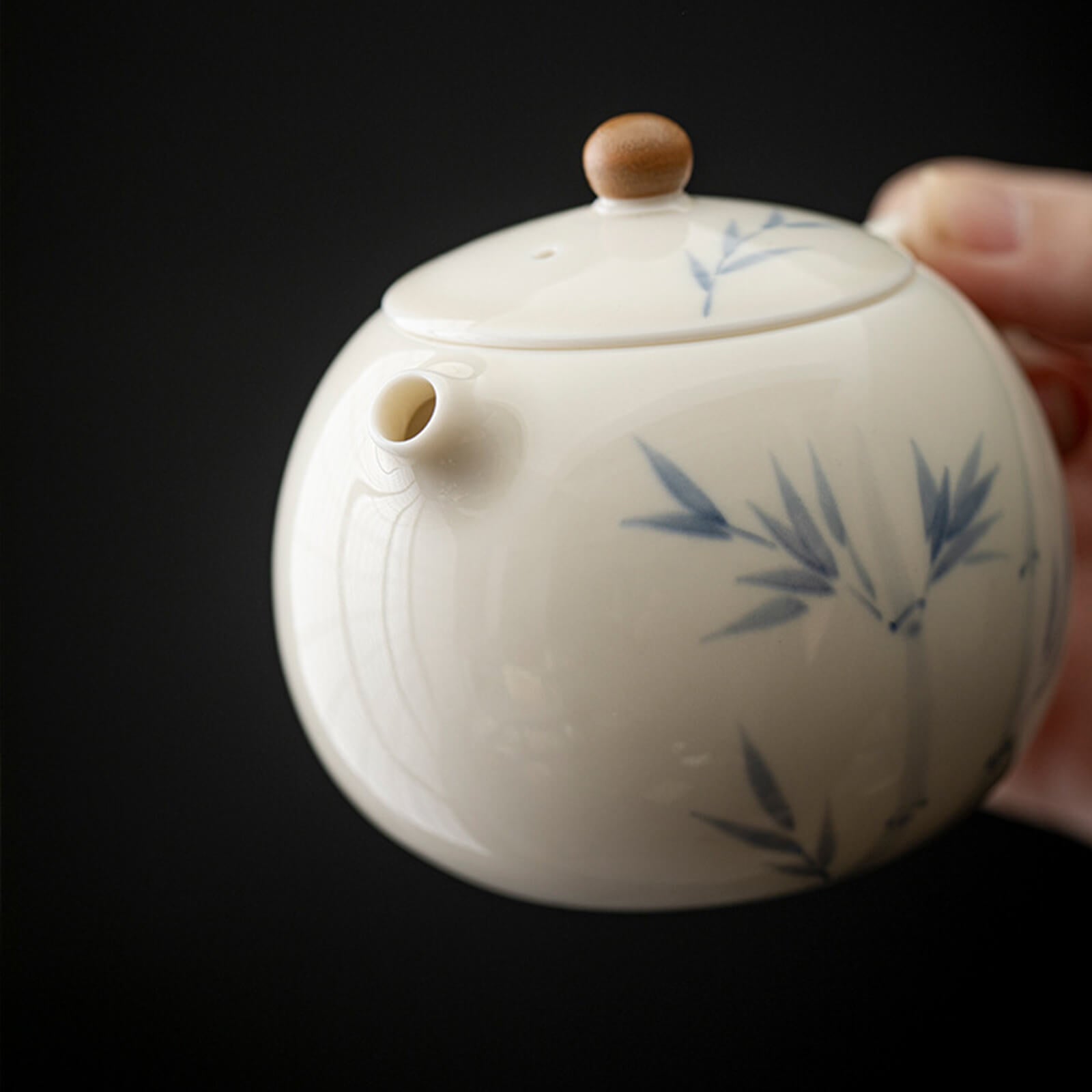 Traditional Japanese Tea Set – Hand-Painted Ceramic Teapot